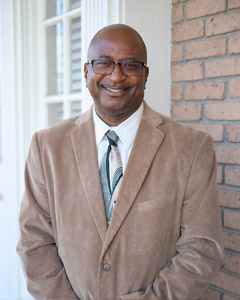 Billy Howard's headshot